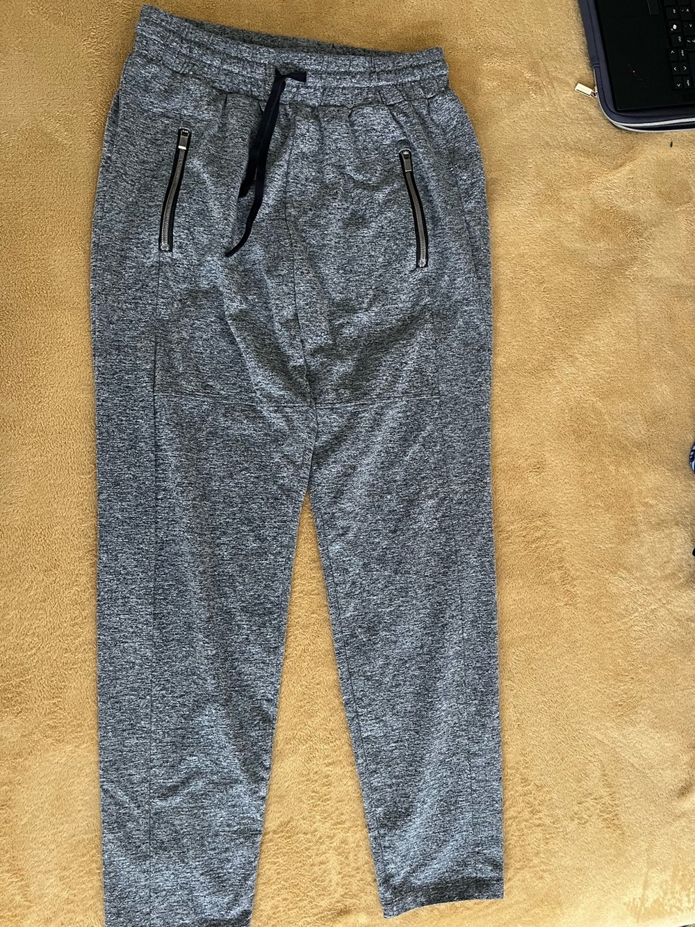 Athleta Heather Gray Zip-Pocket Jogger Pants
